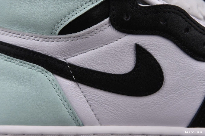 High 861428-100 Jordan 1 Retro Igloo 0822